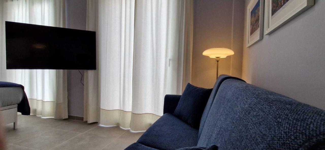 Malaga Lodge Apartments Bagian luar foto