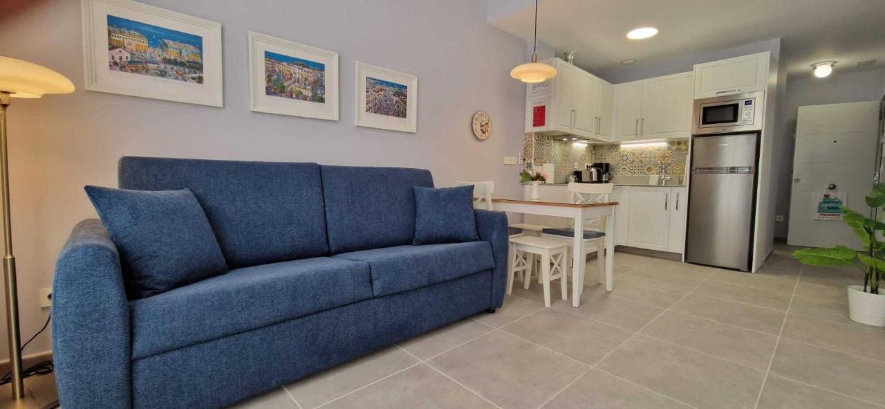 Malaga Lodge Apartments Bagian luar foto