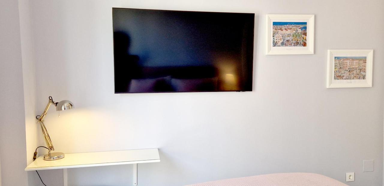 Malaga Lodge Apartments Bagian luar foto