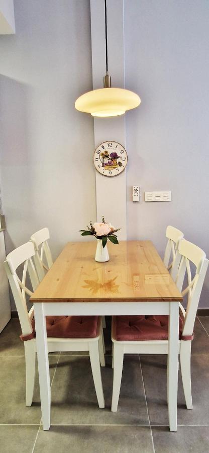 Malaga Lodge Apartments Bagian luar foto