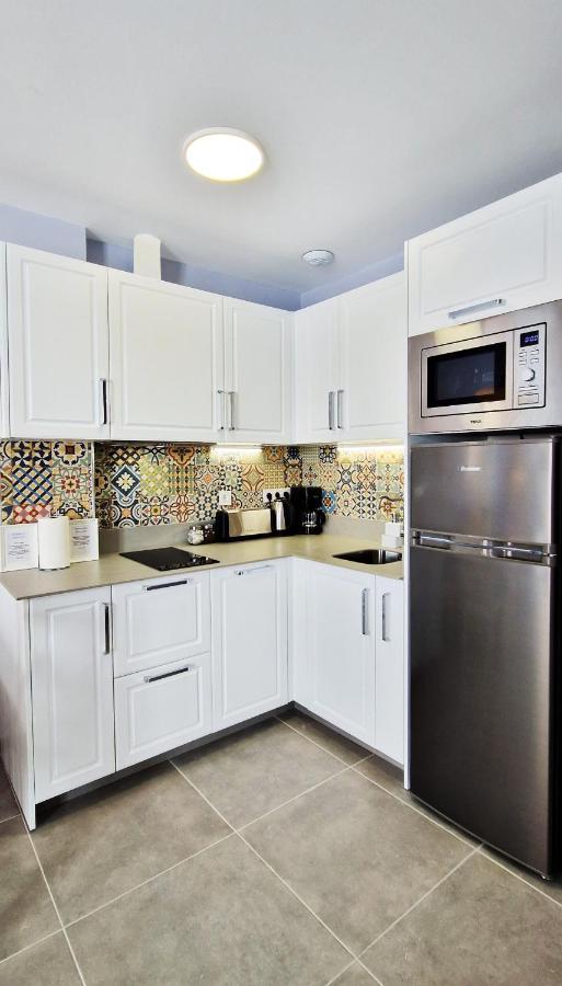 Malaga Lodge Apartments Bagian luar foto