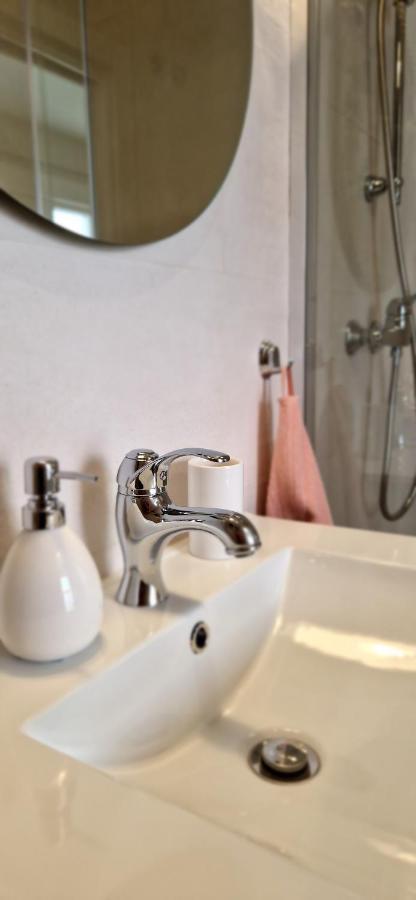 Malaga Lodge Apartments Bagian luar foto