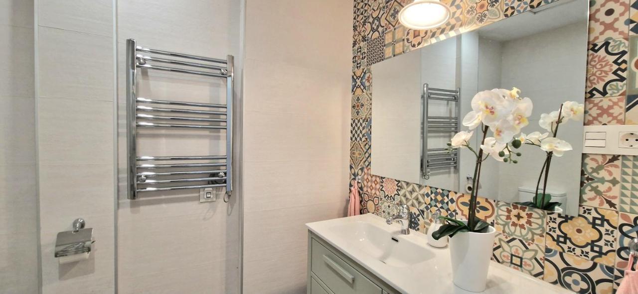 Malaga Lodge Apartments Bagian luar foto
