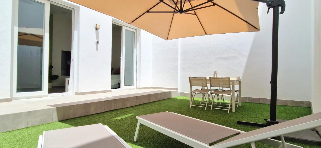 Malaga Lodge Apartments Bagian luar foto