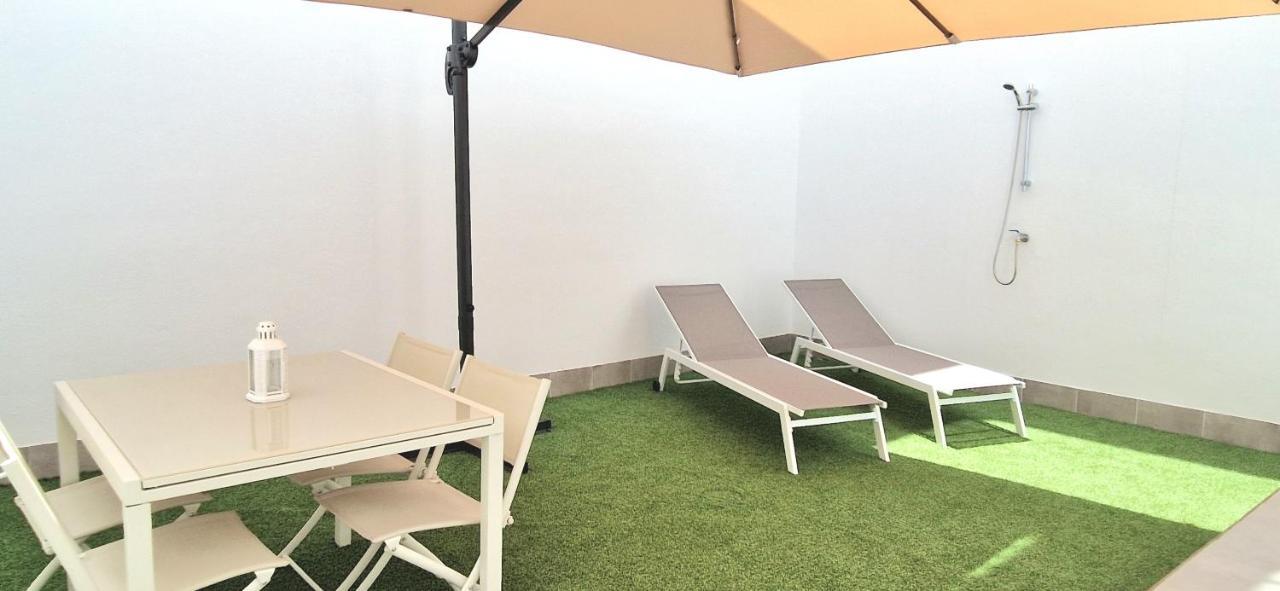 Malaga Lodge Apartments Bagian luar foto