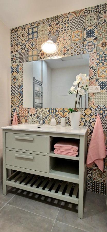 Malaga Lodge Apartments Bagian luar foto
